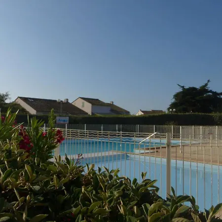Maison 2 Pieces A 200m Plage, Piscine, Tennis, Parking - Fr-1-224a-49 *